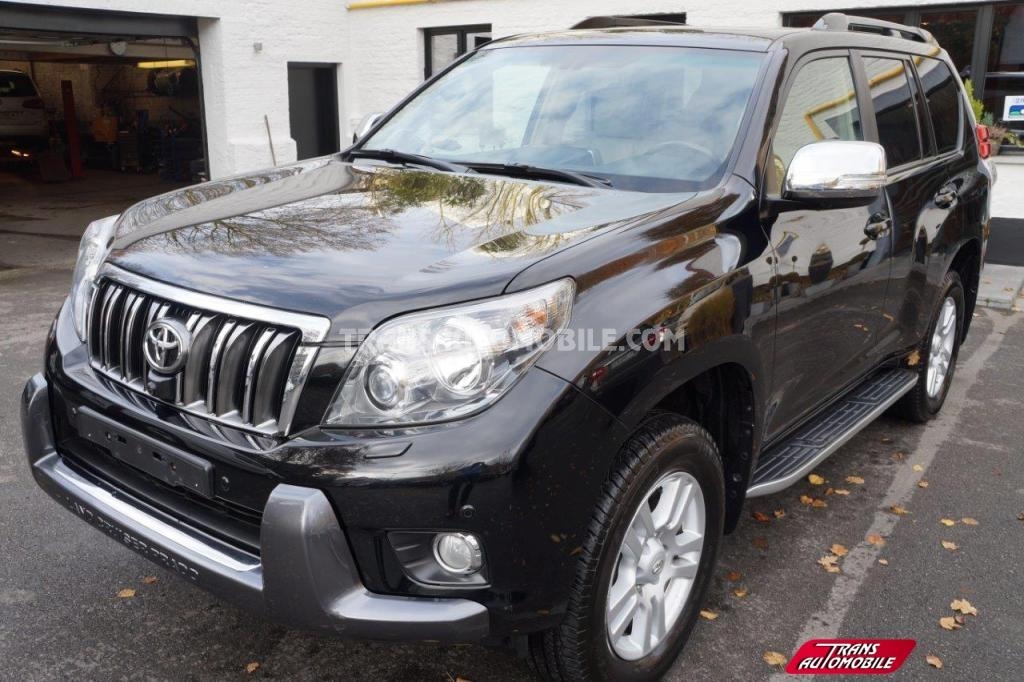 Voiture occasion toyota 4x4 7 places