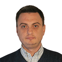 Contactez Andrii maintenant, c'est le spécialiste de l'export Toyota 