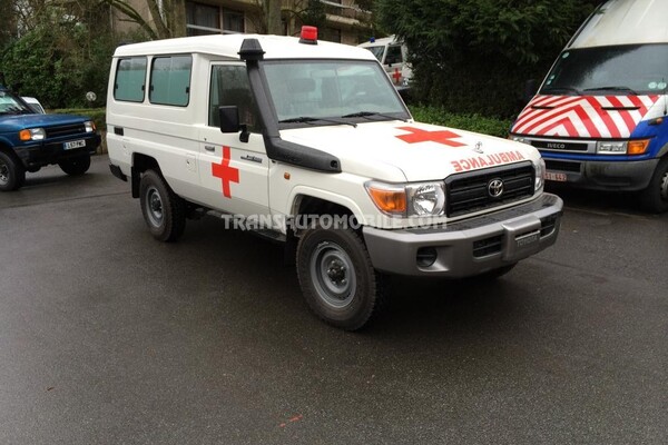Toyota land cruiser 78 metal top hzj 78 4.2l diesel ambulance pack plus