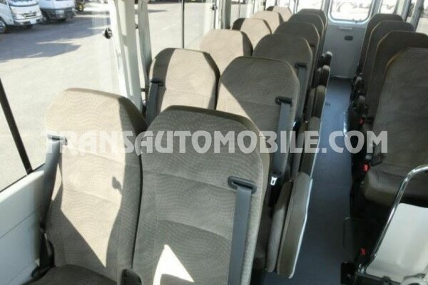 Toyota coaster 29 seats 4.0l diesel automatique rhd