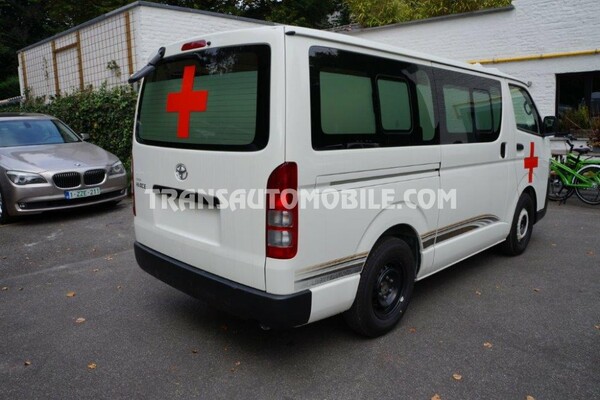 Toyota hiace standard roof  2.5l diesel ambulance