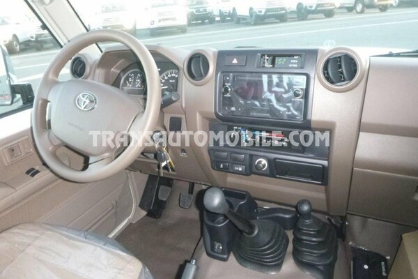 Toyota land cruiser 79 pick-up vdj v8 single cab 4.5l turbo diesel