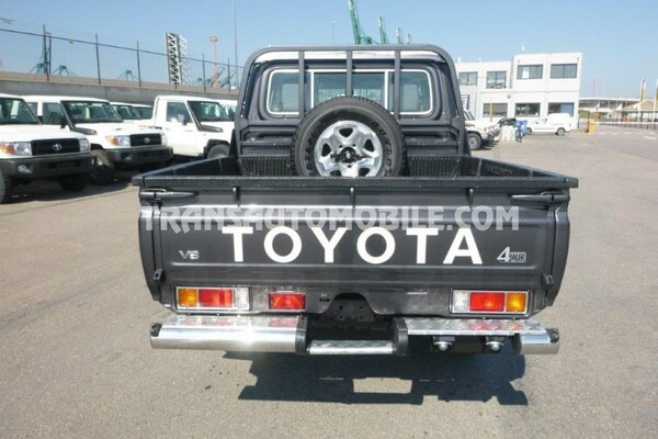 Toyota land cruiser 79 pick-up vdj v8 79 double cabin  4.5l turbo diesel double cabine limited