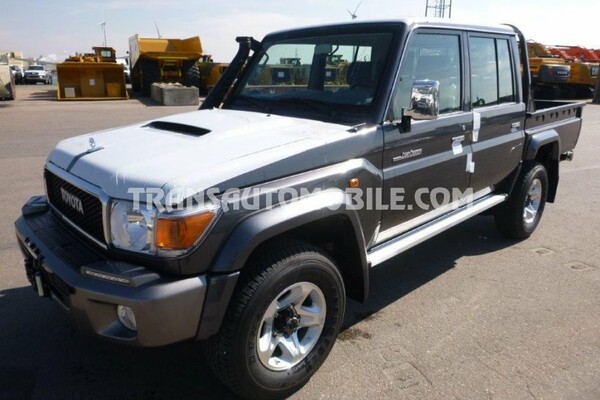 Toyota land cruiser 79 pick-up vdj v8 79 double cabin  4.5l turbo diesel double cabine limited