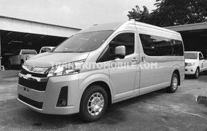 Anuncio de Minibus y bus Toyota Hiace HIGH ROOF / TOIT HAUT ref: 2510 - 44 000 USD , vehículo disponible para exportación a África – Entrega rápida y precios competitivos.