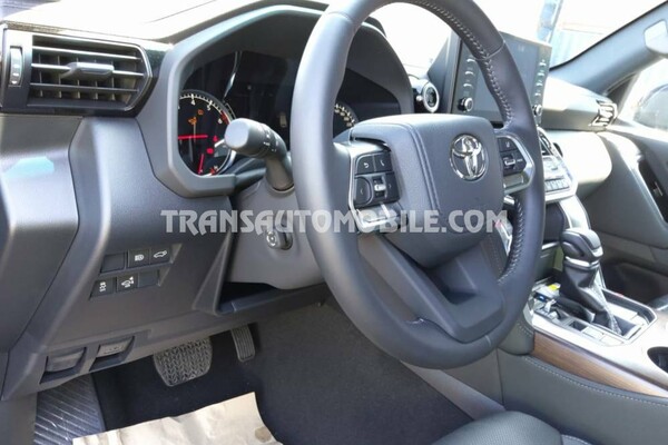 Toyota land cruiser 300 v6  vx 7 seaters / places  3.5l essence automatique aea2 