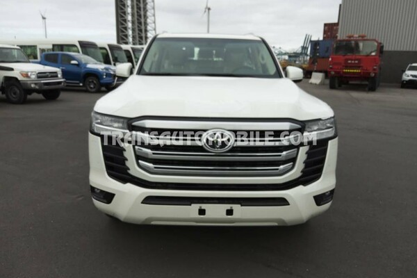 Toyota land cruiser 300 v6  gxr-8 7 seaters / places  70th anniversary 3.5l essence automatique gxraev white pearl