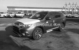 Anuncio de 4x4 Mitsubishi outlander 4wd ref: 2848 - 28 250 EUR , vehículo disponible para exportación a África – Entrega rápida y precios competitivos.