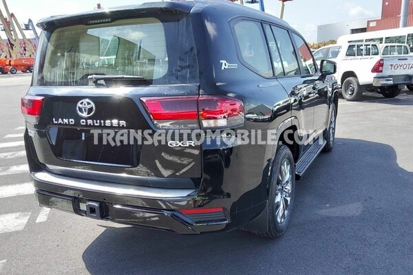 Toyota land cruiser 300 v6  gxr-8 7 seaters / places  70th anniversary 3.3l turbo diesel automatique noir