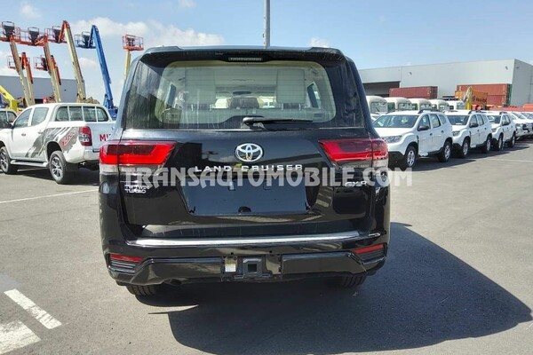 Toyota land cruiser 300 v6  gxr-8 7 seaters / places  70th anniversary 3.3l turbo diesel automatique negro