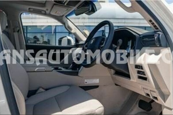 Toyota land cruiser 300 v6 vx 7 seaters / places  3.3l turbo diesel automatique rhd blanco perla