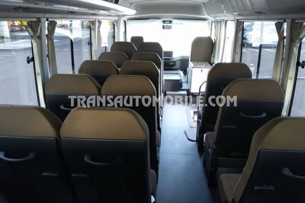 Toyota coaster 29 seats 4.2l diesel 3 points seatbelts / ceintures 3 points 