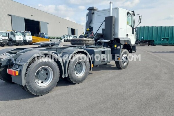 Iveco astra hd9 64.42t 12.9l turbo diesel tractor 121 tons gcw heavy duty 6x4 twinned rear