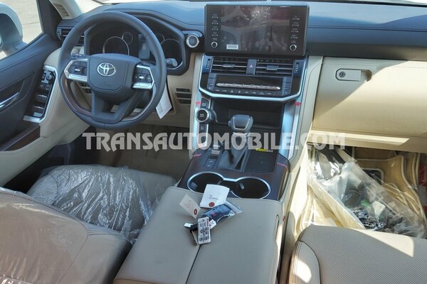 Toyota land cruiser 300 v6 gxr-v 7 seats 3.3l turbo diesel automatique