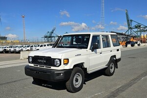 Best price - Toyota Land Cruiser 76 Station Wagon HZJ 76