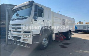 Anuncio de Camiones Sinotruk HOWO ROAD SWEEPER 4x2 LHD ref: 3448 - 62 000 USD , vehículo disponible para exportación a África – Entrega rápida y precios competitivos.
