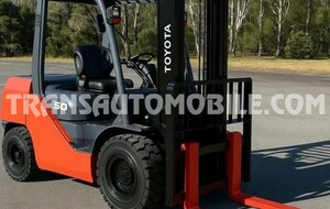 Anuncio de Ingeniería civil y carreteras Toyota 8FD50N TRIPLEX 5 T ref: 3481 - 56 900 USD , vehículo disponible para exportación a África – Entrega rápida y precios competitivos.