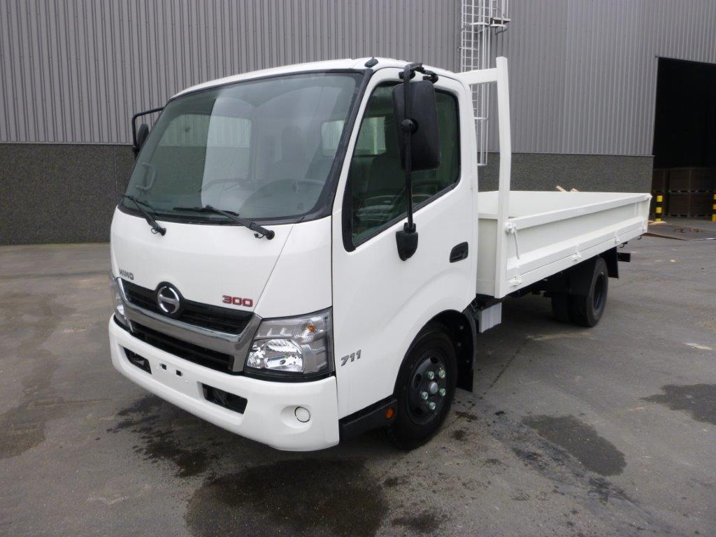 Toyota dyna hino