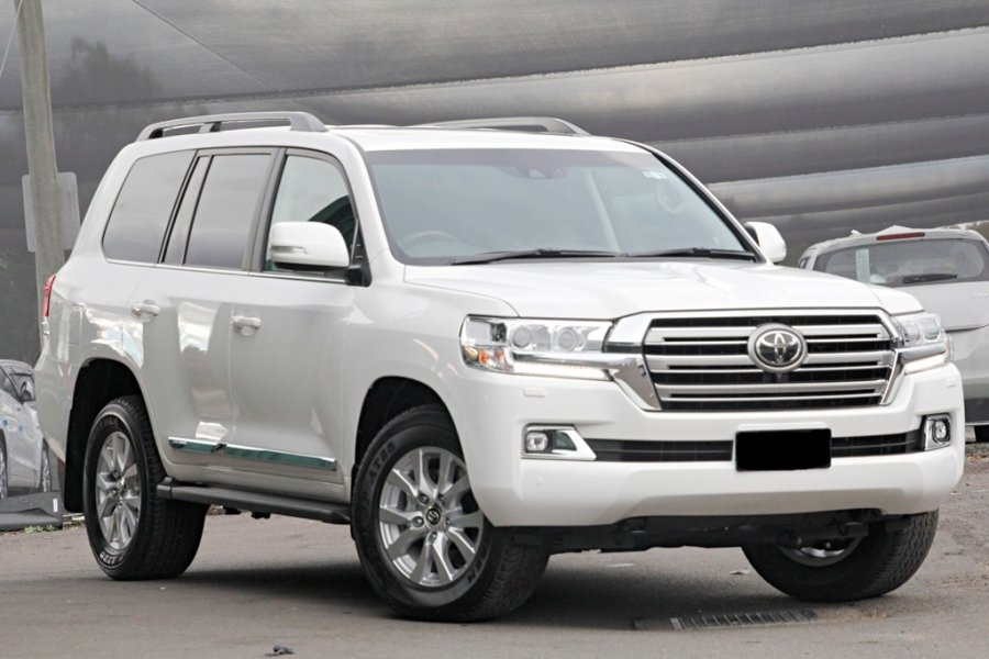 Toyota Land Cruiser 200 V8 Station Wagon - Station Wagon ...