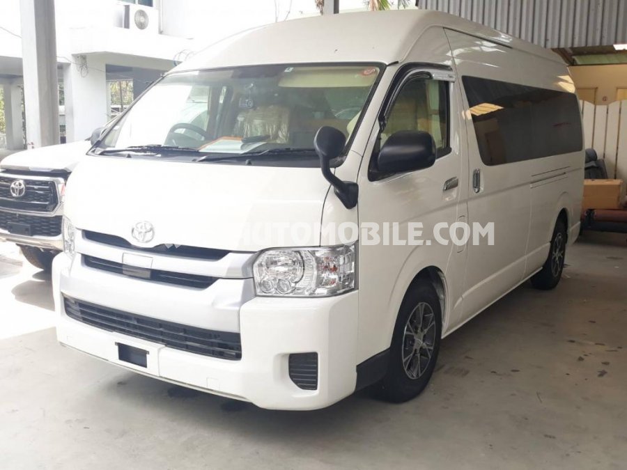 Toyota Hiace High Roof Long Wheelbase 0 Bis 15 Platze Neu