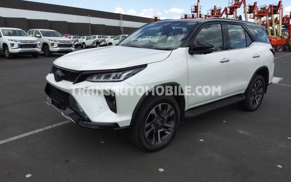 Toyota fortuner  Livraison / Exportation