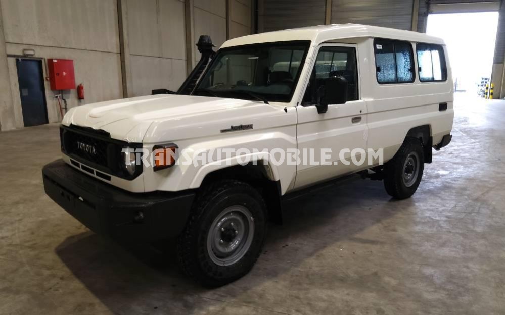 Toyota land cruiser 78 Metal top Livraison / Exportation