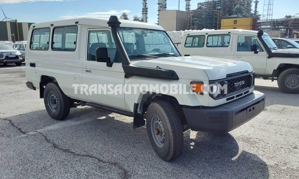 Toyota land cruiser 78 Metal top Entrega / Exportación