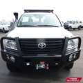 Bullbar with winch : Accesorios Toyota Land Cruiser 200 V8 Station Wagon Bullbar with winch : Accesorios Toyota Land Cruiser 200 V8 Station Wagon